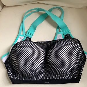 VS Sports Bra